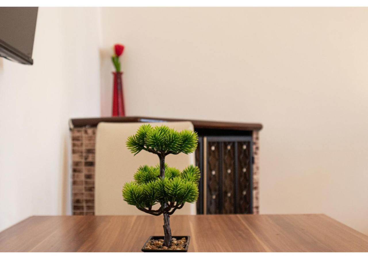 Apartament Cheerful 2br - Suitable For Longstays